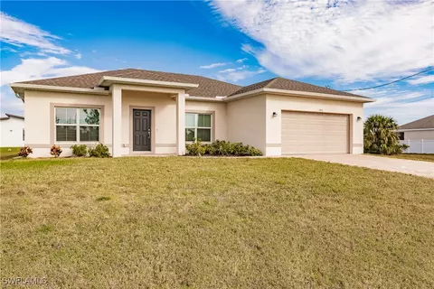 2831 NW 5th Ter, Cape Coral, FL 33993