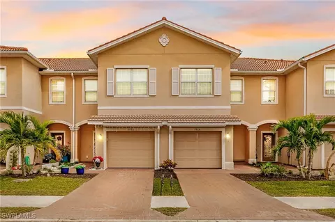 2822 Blossom Way, Naples, FL 34120