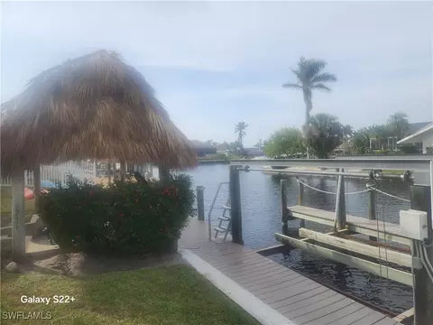 5718 Driftwood Pkwy, Cape Coral, FL 33904