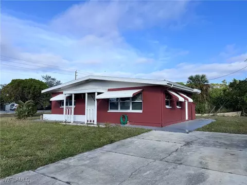 2601 Elmwood St, Fort Myers, FL 33901