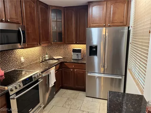 5959 Winkler Rd #312, Fort Myers, FL 33919