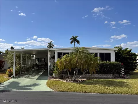 269 Shoreland Dr, Fort Myers, FL 33905