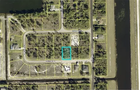 1251 Edna St E, Lehigh Acres, FL 33974