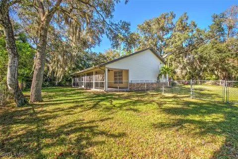 495 4th Ave, Labelle, FL 33935 photo 25