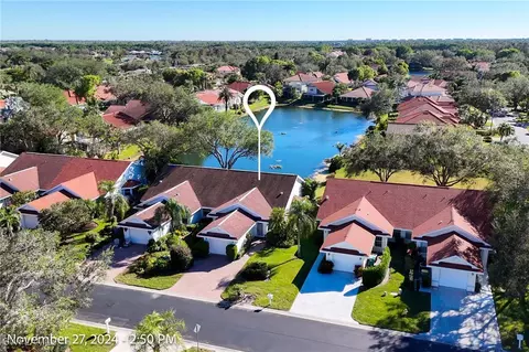 4907 Europa Dr, Naples, FL 34105