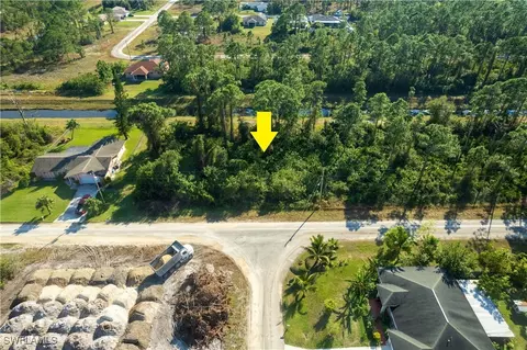 1116 Bari St E, Lehigh Acres, FL 33974