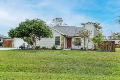 11336 Rabun Gap Dr, North Fort Myers, FL 33917