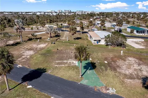 13660 Grackle Dr, Fort Myers, FL 33908