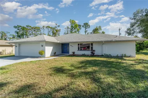8820 Fordham St, Fort Myers, FL 33907