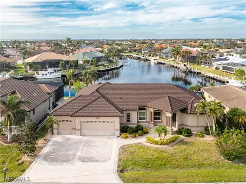 3911 Crooked Island Dr, Punta Gorda, FL 33950
