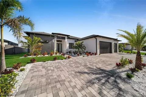 1719 Surfside Blvd, Cape Coral, FL 33991