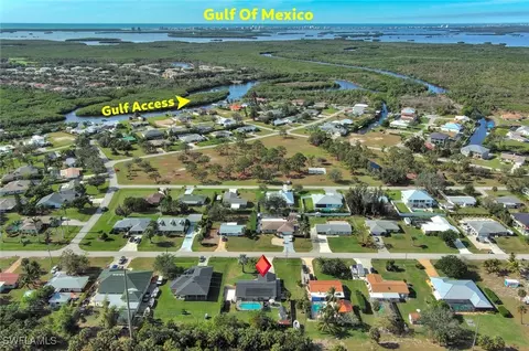 20781 Pine Tree Ln, Estero, FL 33928 photo 3