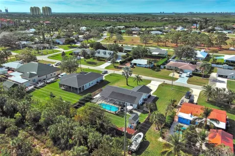 20781 Pine Tree Ln, Estero, FL 33928 photo 30