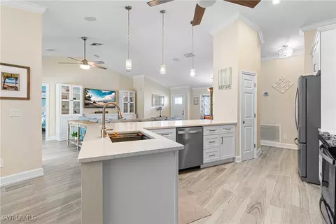 20781 Pine Tree Ln, Estero, FL 33928 photo 15