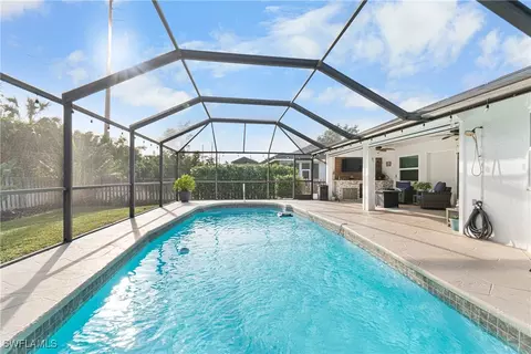 20781 Pine Tree Ln, Estero, FL 33928 photo 38