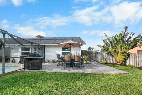 20781 Pine Tree Ln, Estero, FL 33928 photo 35