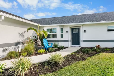20781 Pine Tree Ln, Estero, FL 33928 photo 5