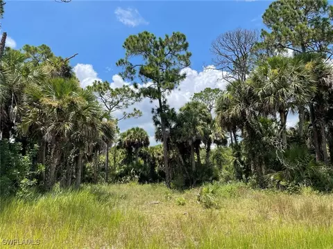 408 Valleybrook Dr, Labelle, FL 33935