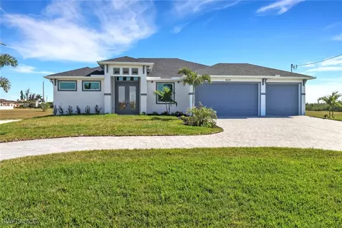 4634 Jacaranda Pkwy W, Cape Coral, FL 33993