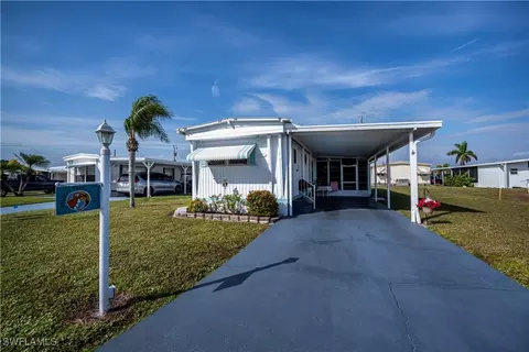 3185 Pluto Cir, North Fort Myers, FL 33903