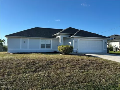 1412 NW 2nd St, Cape Coral, FL 33993
