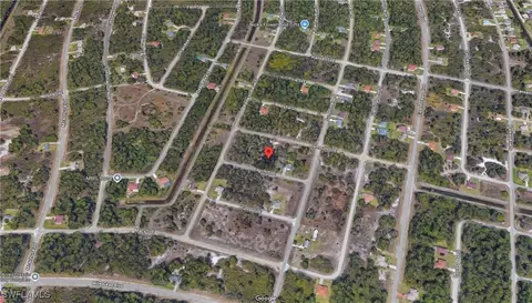 955 Pilgrim St E, Lehigh Acres, FL 33974 photo 5