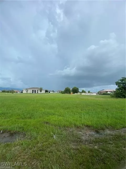 425 NW 26th Ave, Cape Coral, FL 33993