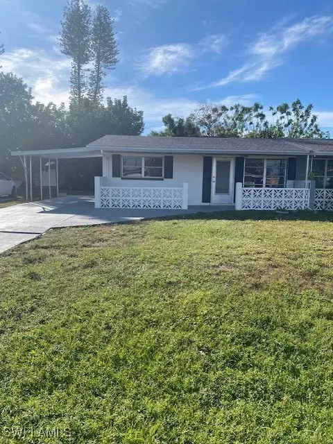 1104 Wesley St, Lehigh Acres, FL 33936