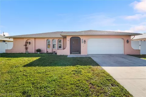 1122 SE 21st Ln, Cape Coral, FL 33990