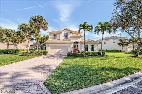 9066 Falling Leaf Dr, Bonita Springs, FL 34135