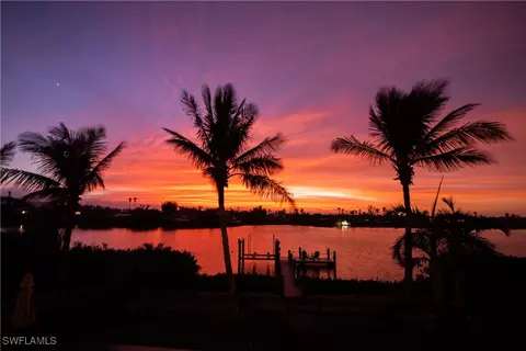 6195 Henderson Rd, Sanibel, FL 33957