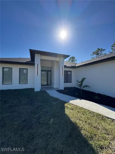 1501 W 11th St, Lehigh Acres, FL 33972