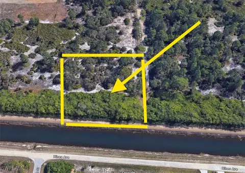 7968 18th Ter, Labelle, FL 33935 photo 3