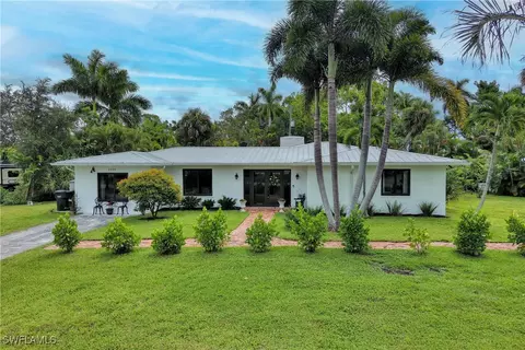 6935 Old Whiskey Creek Dr, Fort Myers, FL 33919