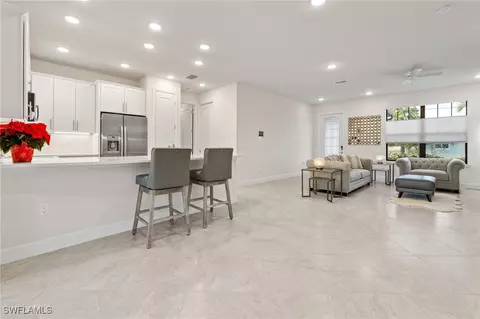 708 SE 32nd St, Cape Coral, FL 33904