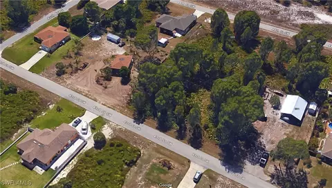 3307 43rd St SW, Lehigh Acres, FL 33976