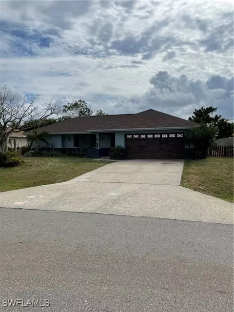 1218 SE 14th Ter, Cape Coral, FL 33990
