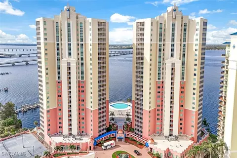 2745 1st St #2106, Fort Myers, FL 33916