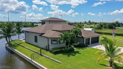 1208 NW 9th St, Cape Coral, FL 33993