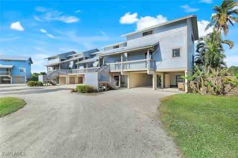 271 Blue Crab Cir #5, Bokeelia, FL 33922