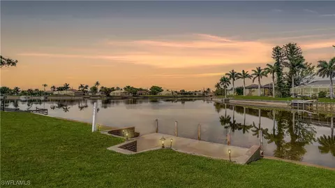 1612 SE 6th Ave, Cape Coral, FL 33990