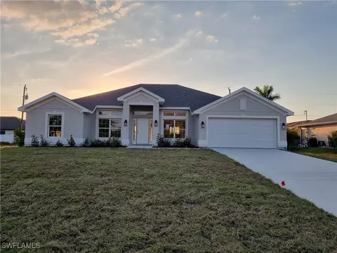 1020 NW 7th Ave, Cape Coral, FL 33993