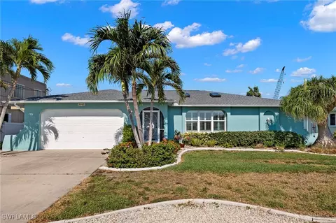 3043 Bracci Dr, Saint James City, FL 33956