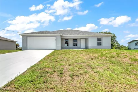 8034 Grove Ct, Labelle, FL 33935