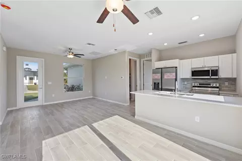 957 Commodore St, Lehigh Acres, FL 33974 photo 9