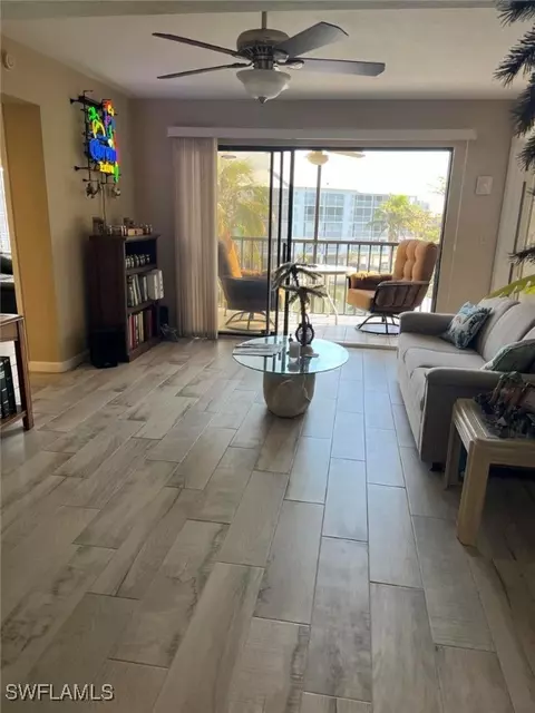 7327 Estero Blvd #307, Fort Myers Beach, FL 33931