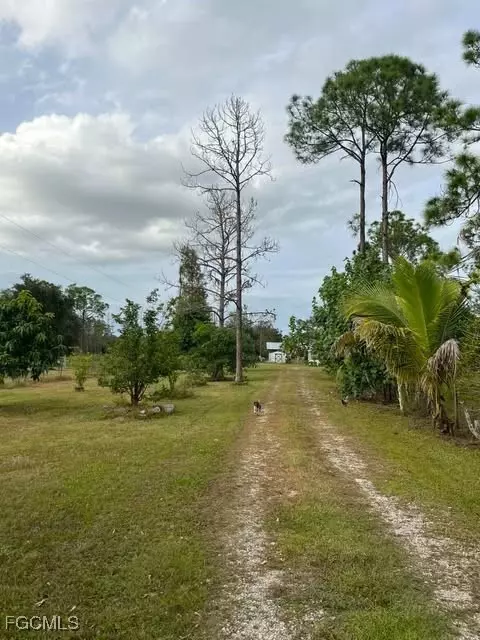 17181 Katydid Ln, Fort Myers, FL 33913