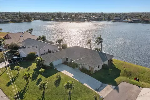 208 SE 10th Ave, Cape Coral, FL 33990