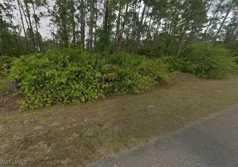 1514 Broadway Ave, Lehigh Acres, FL 33972