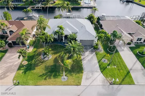 4913 SW 25th Pl, Cape Coral, FL 33914